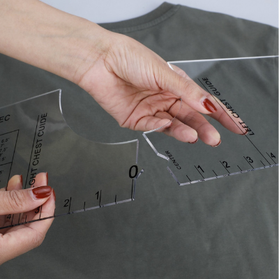 T-shirt design alignment guide
